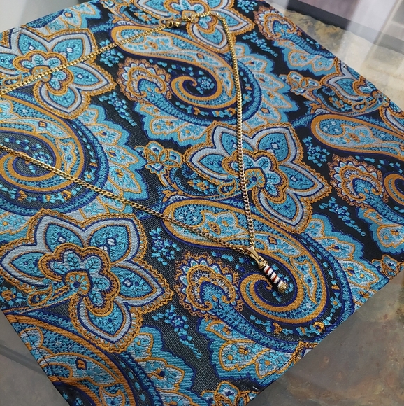 18K Gold Plated Barber Salon Pendant With 18K Miami Cuban Link Chain - Picture 4 of 5